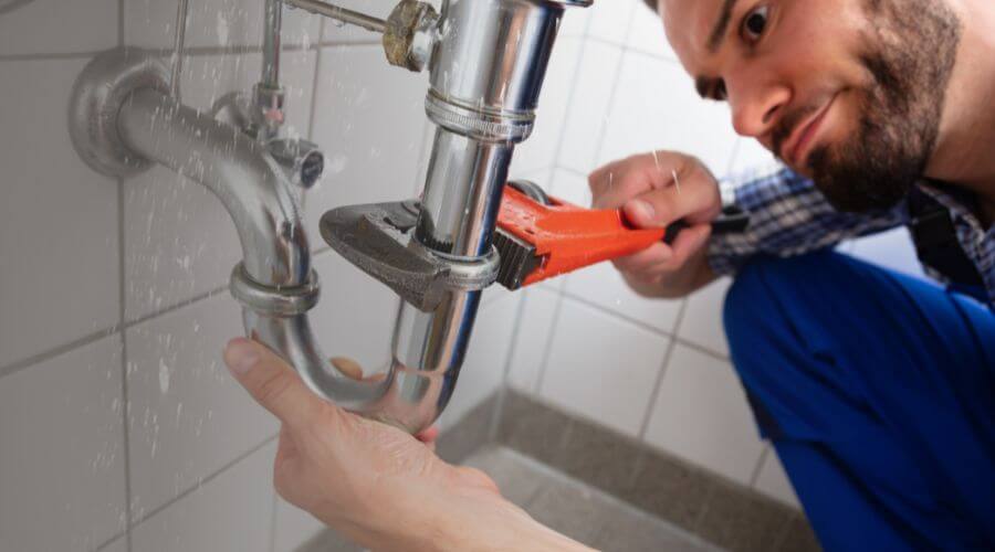 Professional same day plumber services in Clare, IA